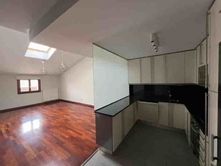 Apartment for rent in Zaragoza