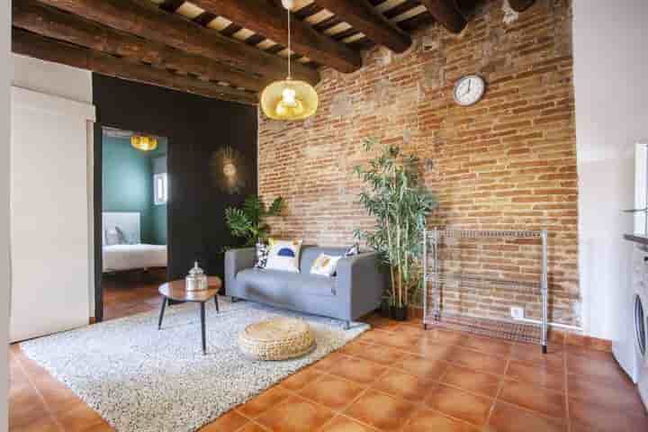 Apartment for rent in El Casc Antic