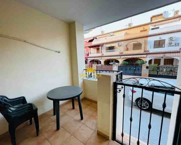 Apartamento para arrendar em Los Narejos-Punta Calera