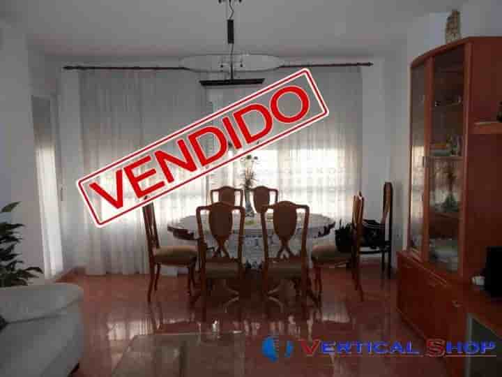 Apartamento en venta en Caudete