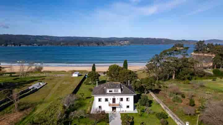 Haus zum Verkauf in Viveiro