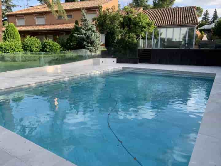 House for rent in Moncloa - Aravaca