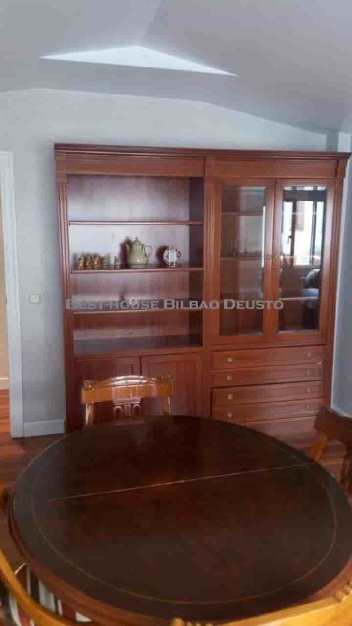 Apartment for rent in Abando