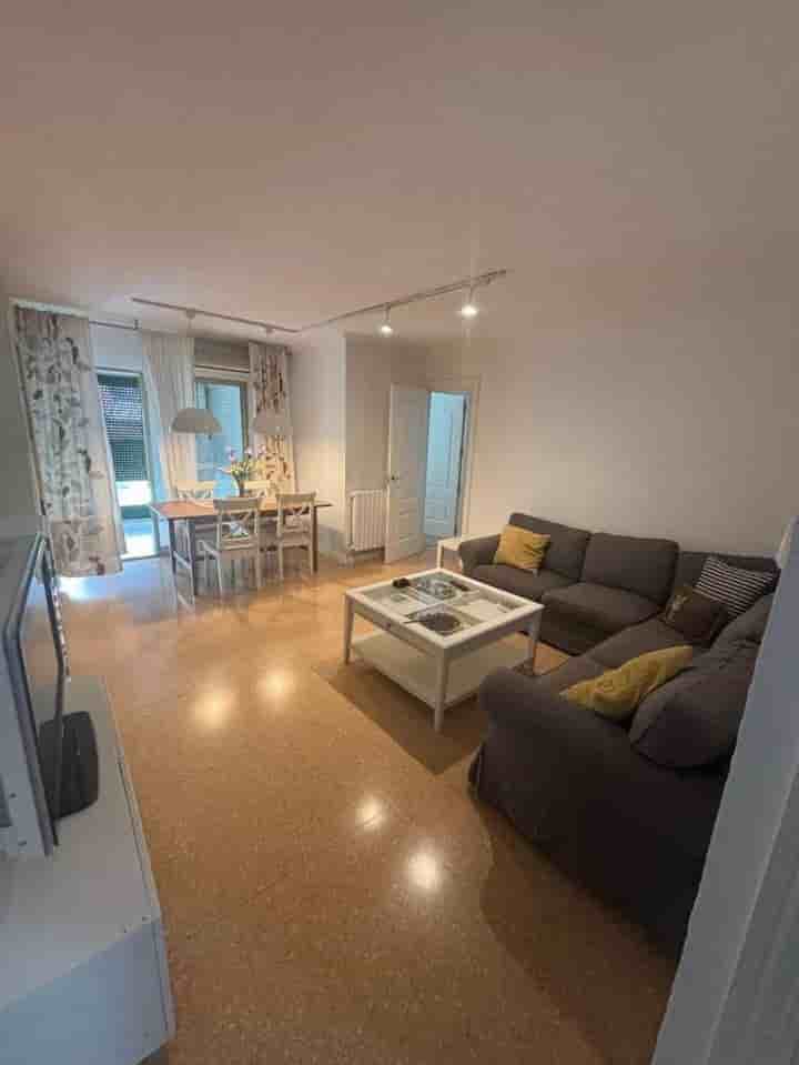 Apartment for rent in Zaragoza