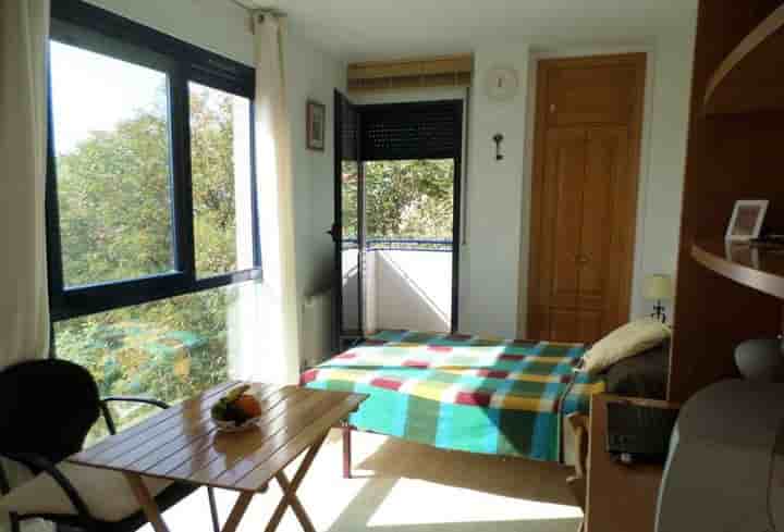 Apartment for rent in Camino de Ronda