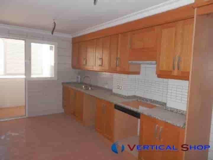 Apartamento en venta en Caudete