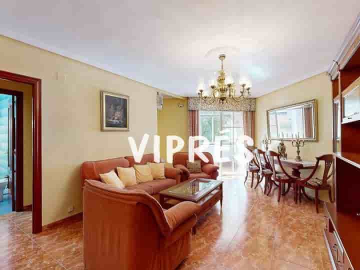 Apartment for sale in Cáceres‎