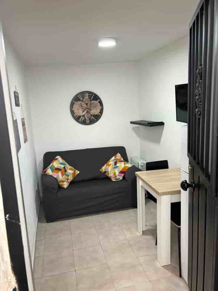 Apartamento en alquiler en Cercado Bajo de Cartuja