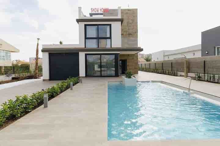 House for sale in Campoamor