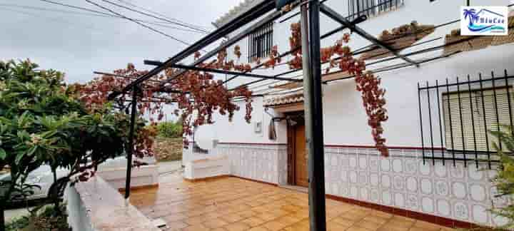 House for sale in Alcaucín