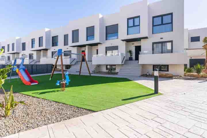 Casa para venda em Almerimar