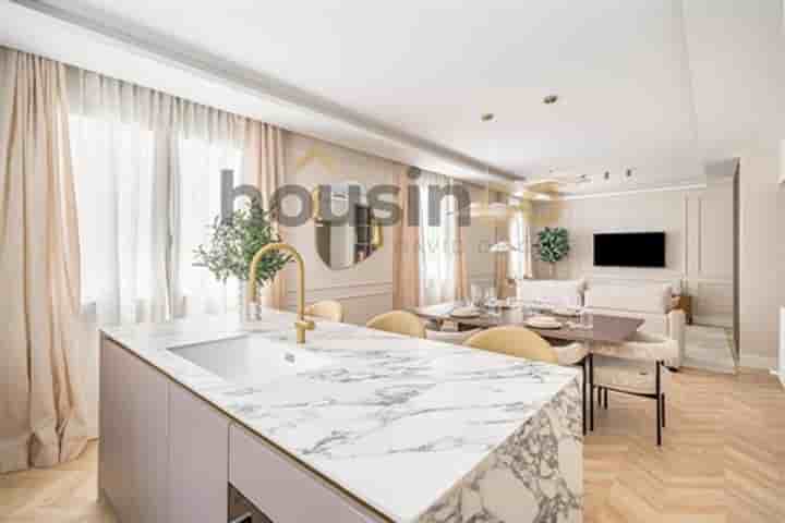 Apartment for sale in Madrid