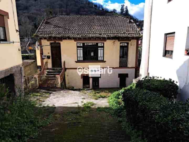 Haus zum Verkauf in Mieres