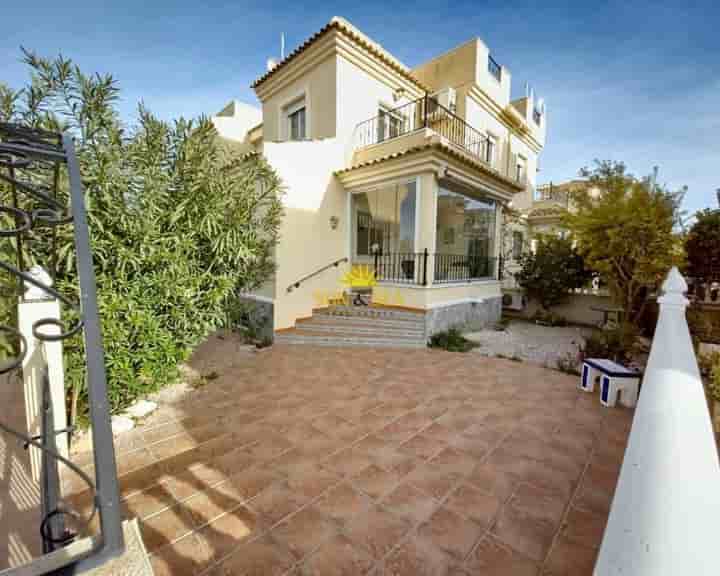 Casa en alquiler en Rojales