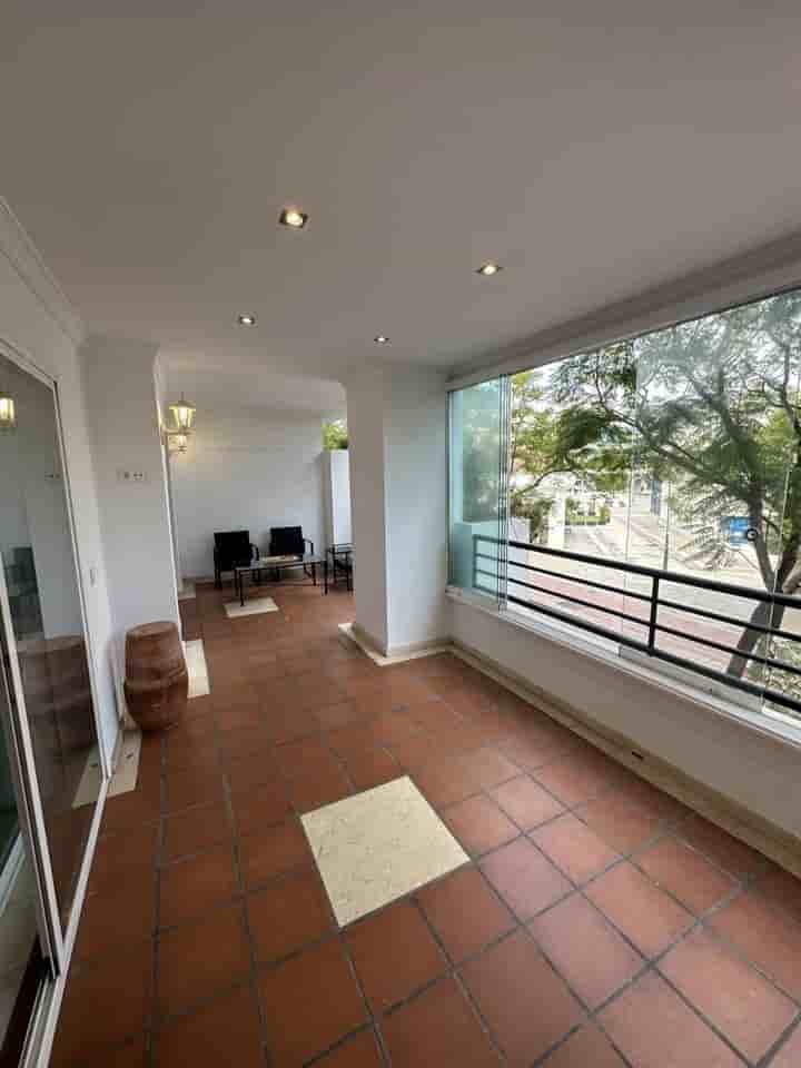 Apartment for rent in Marbella