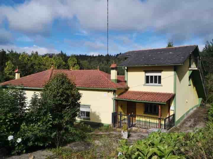 House for sale in Cerdido