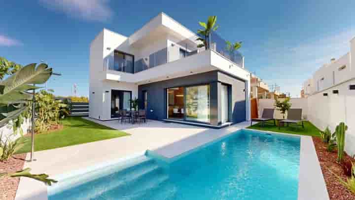 House for sale in Roda