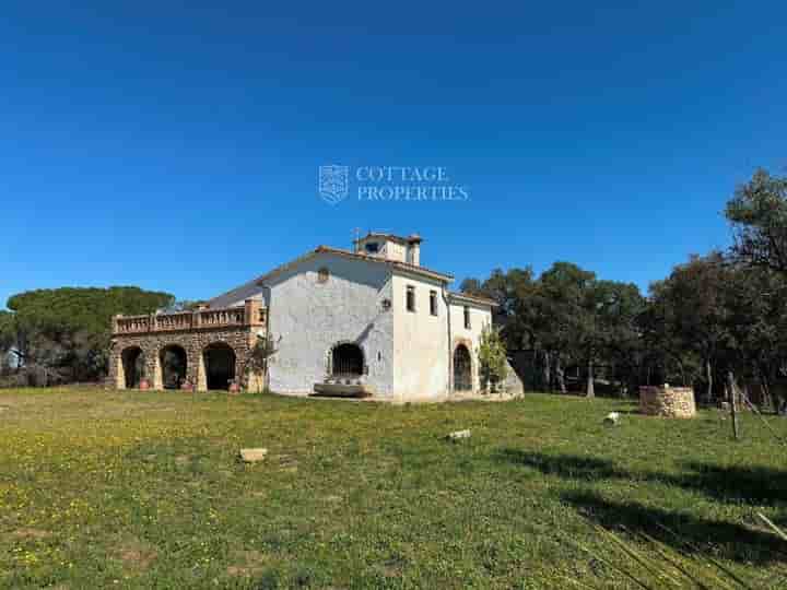 House for sale in Llagostera