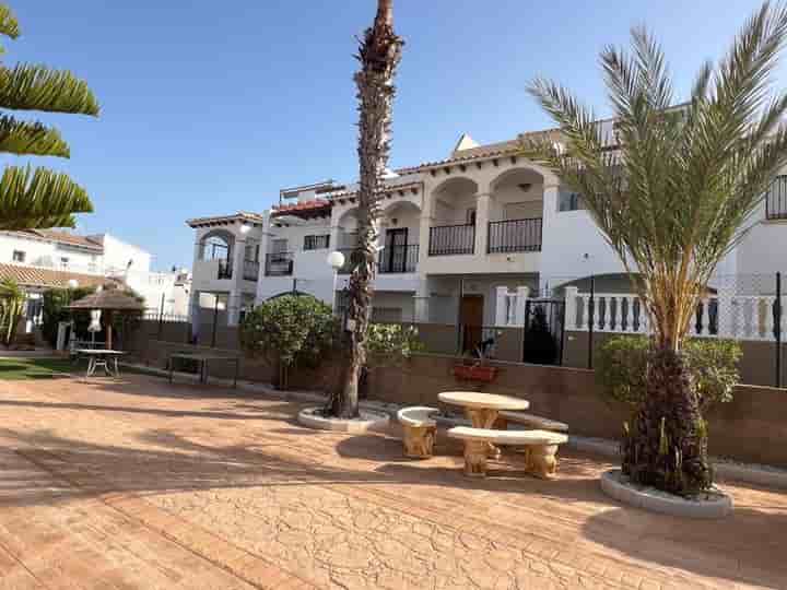 Maison à louer à Zeniamar-Horizonte-La Campana