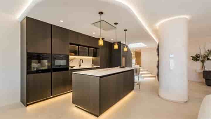 House for sale in Marbella