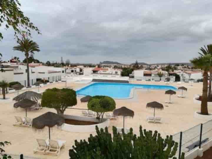 House for sale in Arona