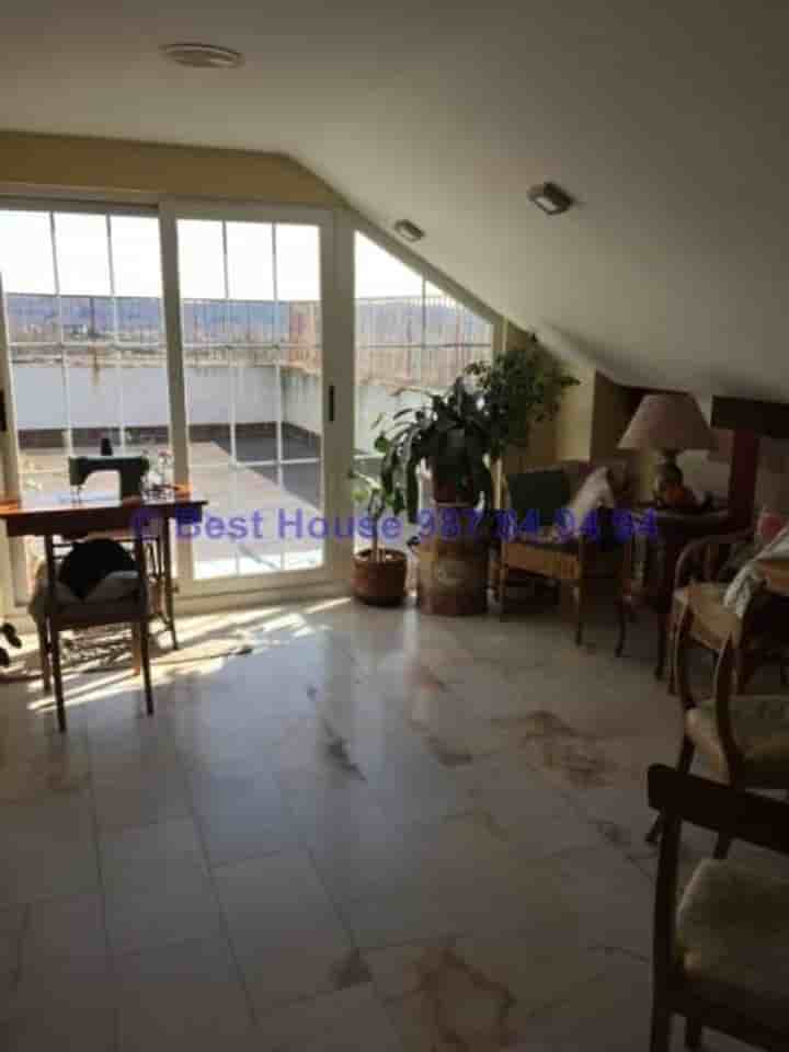 Casa en venta en Villaquilambre