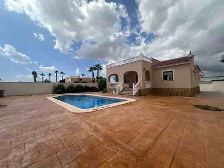 House for rent in Catral