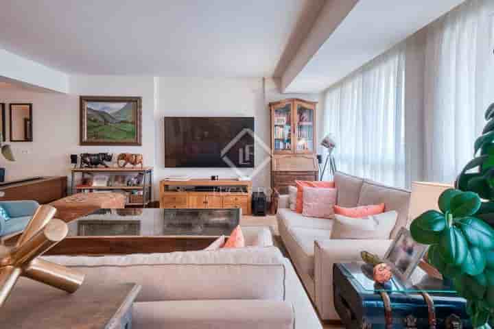 Apartment for sale in Madrid