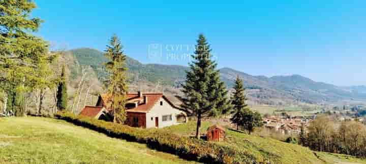 Casa para venda em Olot