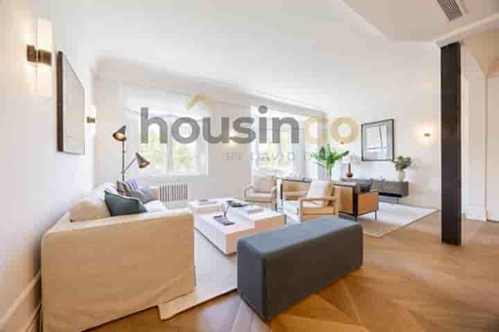 Apartment for sale in Madrid