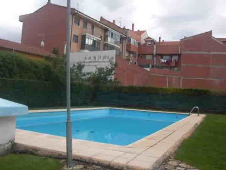 Apartment for sale in Valverde de la Virgen