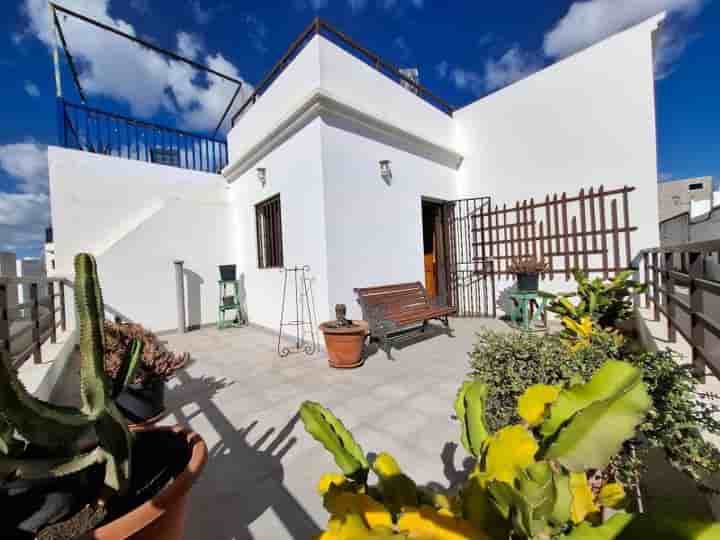 House for sale in Arrecife