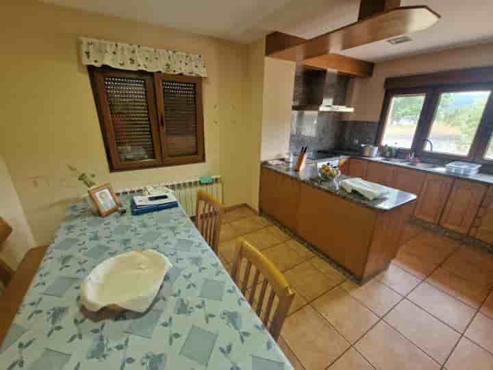 House for sale in Teo