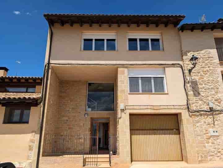 House for sale in Cretas