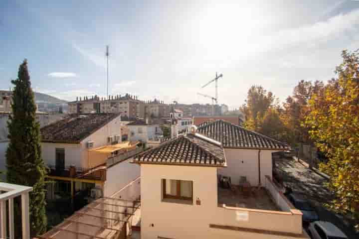 Apartamento en venta en Granada