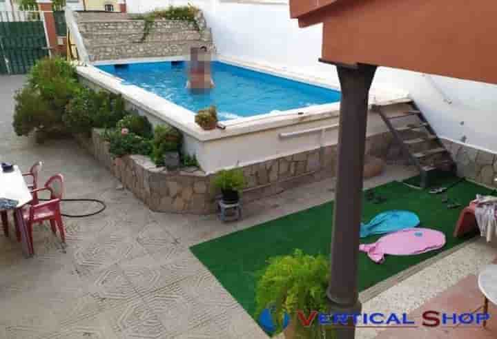 House for sale in Caudete