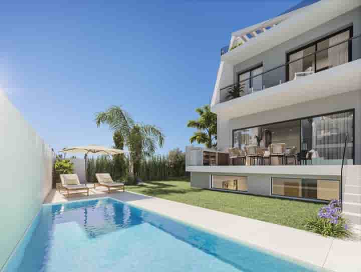 House for sale in Estepona