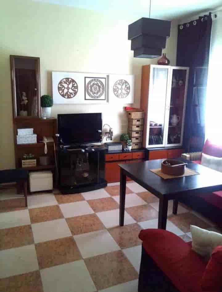 Apartment for rent in Angustias-Chana-Encina