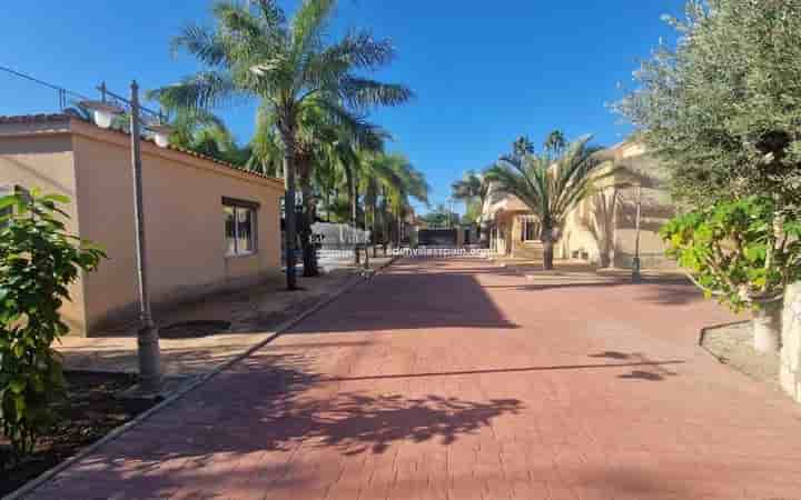 Haus zum Verkauf in Alicante