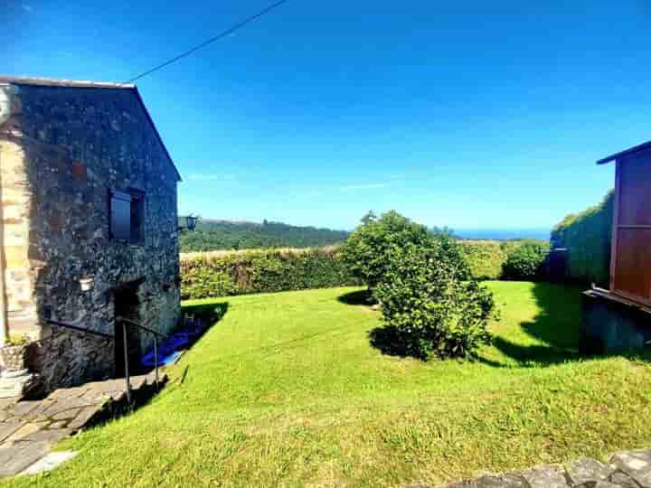 Casa en venta en Tapia de Casariego