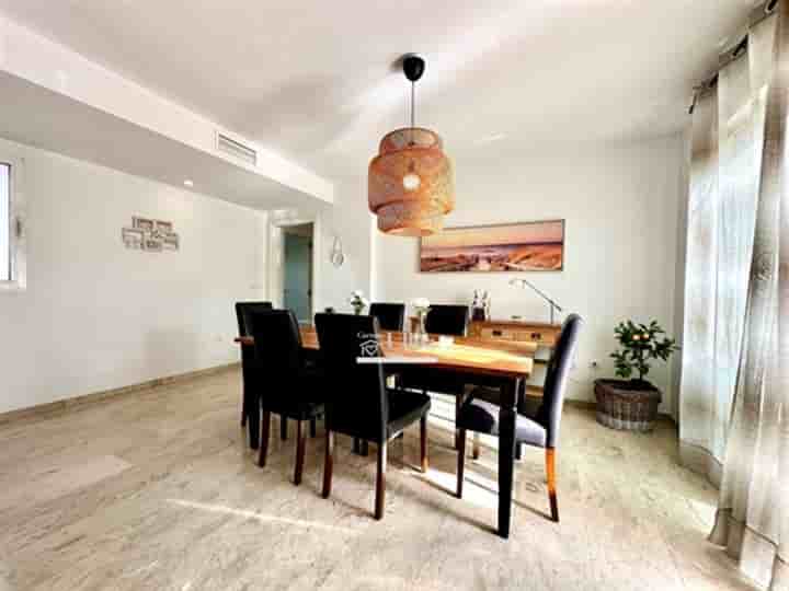 Apartment for sale in Alicante