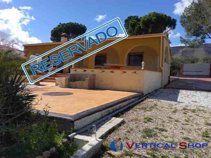 Casa en venta en Caudete