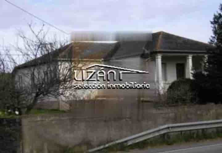 House for sale in Navia