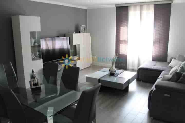 Apartment for rent in Oliva