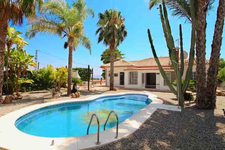 Casa para venda em Coín