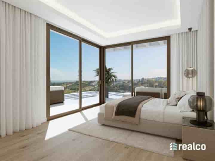 Apartment for sale in Estepona