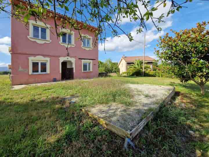 House for sale in Belmonte de Miranda