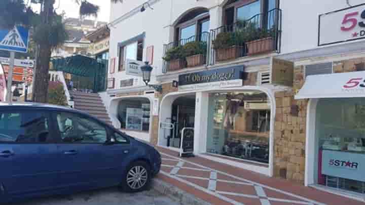Haus zum Verkauf in Marbella
