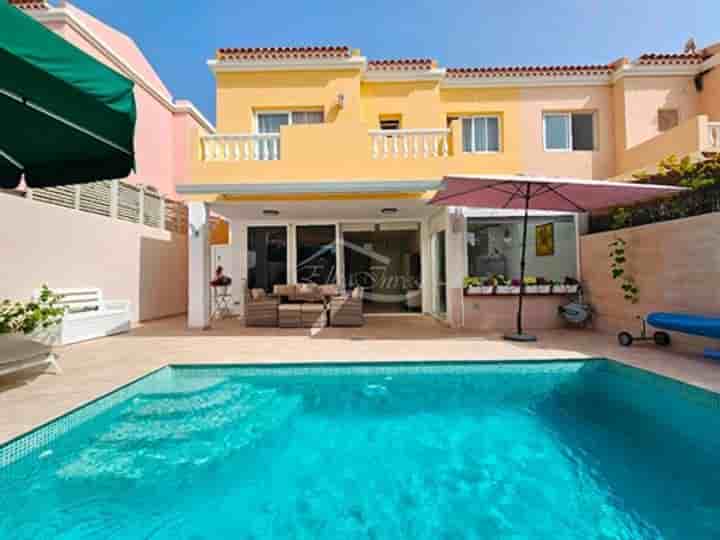 House for sale in Callao Salvaje