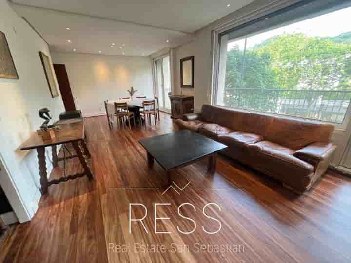 Apartment for rent in Donostia-San Sebastián, Guipúzcoa